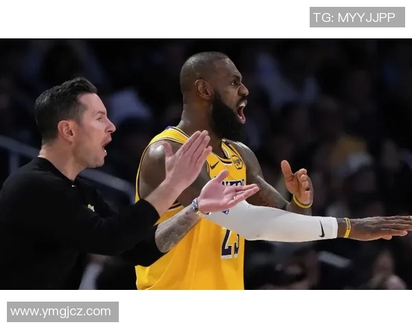 詹姆斯退役后转播平台争夺战将引发激烈竞争与关注 詹姆斯退役后转播平台争夺战将引发激烈竞争与关注